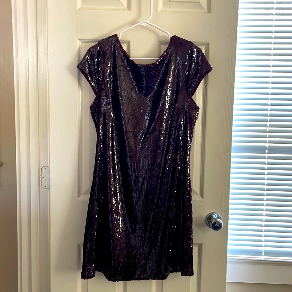 Skies are Blue Sequin Dress - size L - EUC - Only worn twice